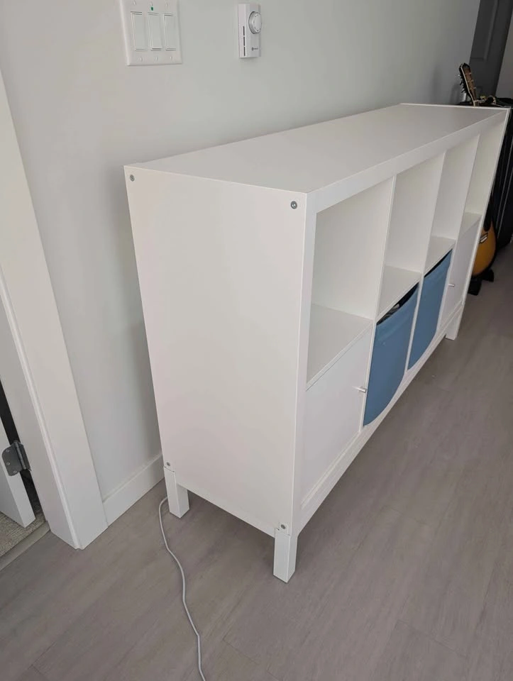 White Kallax Bookshelf / Shelving Unit - photo 3