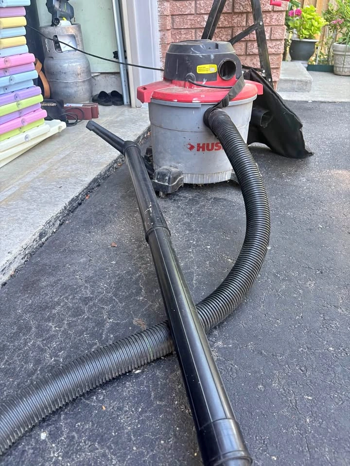 Husky Shop Vac