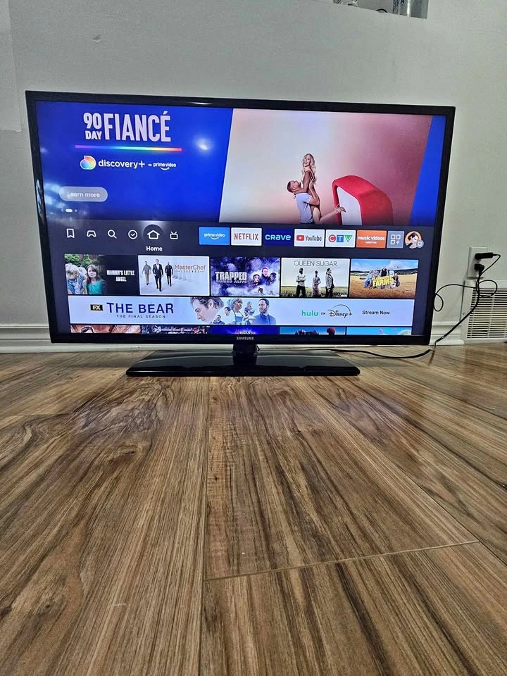 SAMSUNG SMART TV 40"