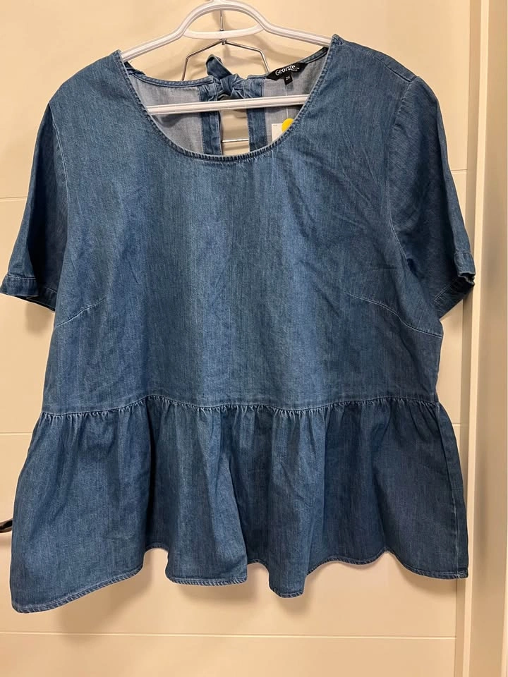 Women’s Denim Peplum George Blouse 2X - photo 2