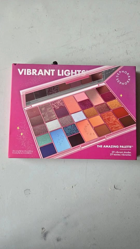 sephora vibrant lights eyeshadow palette never used
