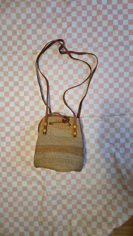 Straw/ Rattan Purse/Bag - photo 2