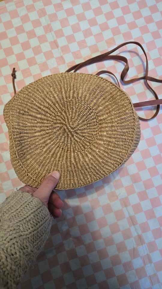 Straw/ Rattan Purse/Bag - photo 5