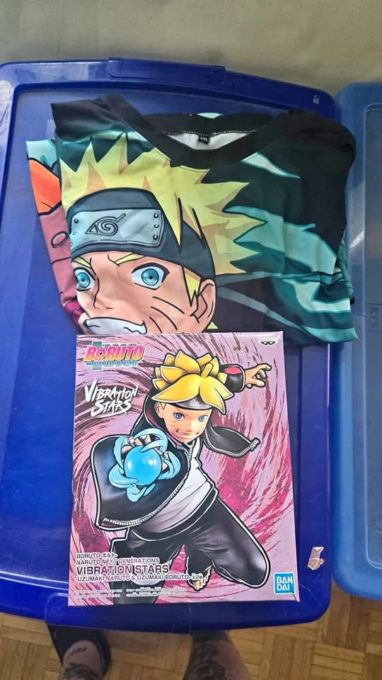 Naruto Bundle: Naruto T-Shirt and Boruto Action Figure