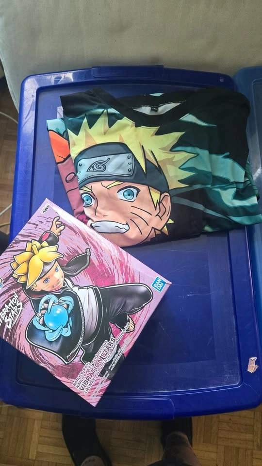 Naruto Bundle: Naruto T-Shirt and Boruto Action Figure - photo 5