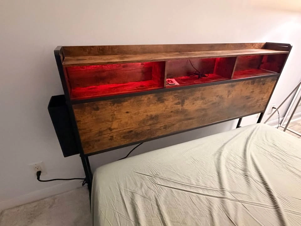 Bedframe and memory foam mattress - photo 3