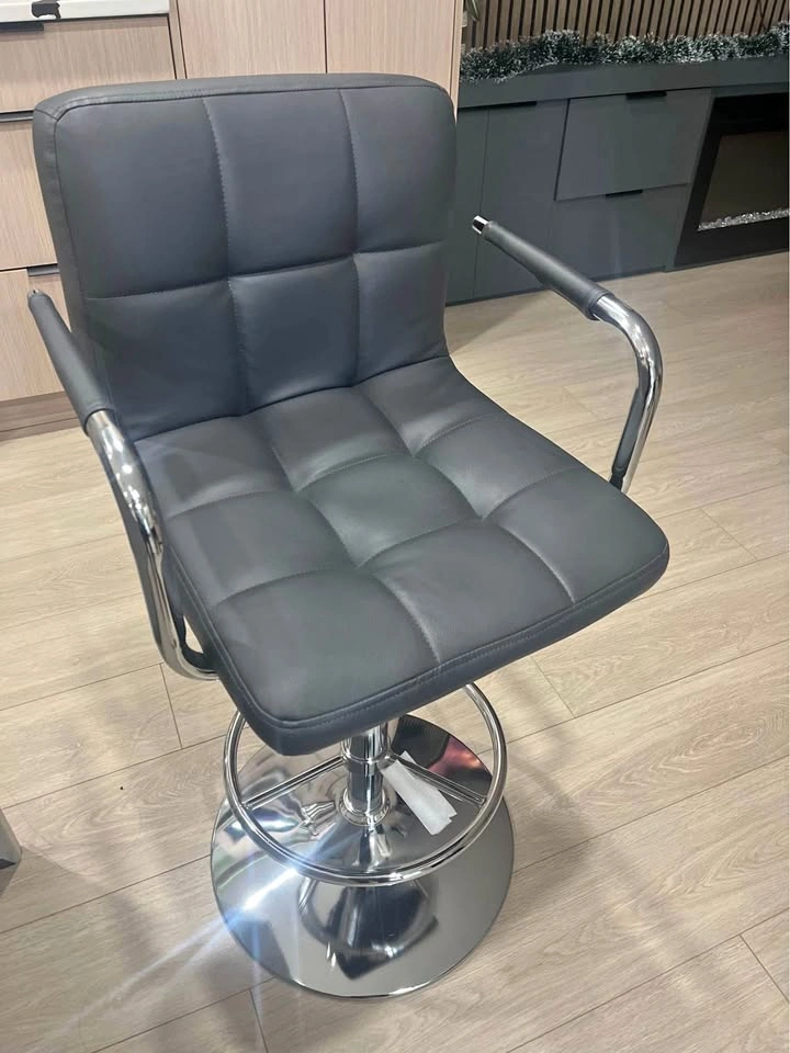 bar stool
