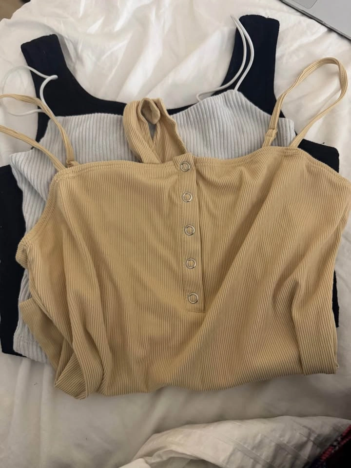 tops - photo 4