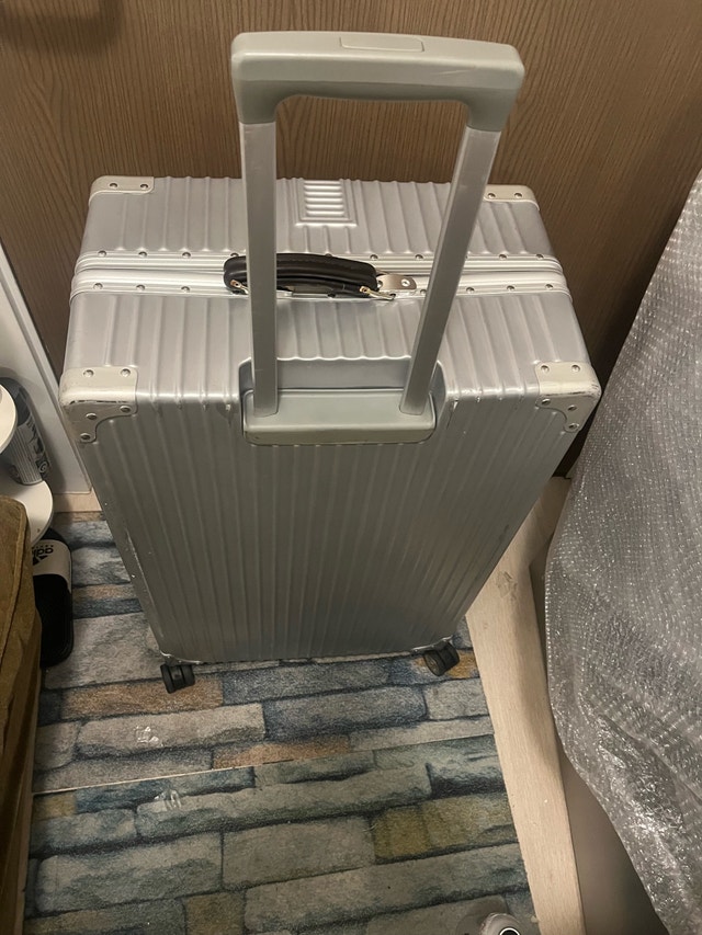 Large Silver Aluminum-Style Framed Luggage / Suitcase (No Zipper