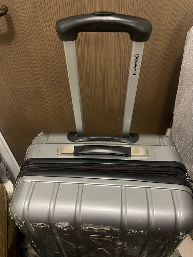 BRAND NEW Diplomat 29" Large Hard Shell Luggage with TSA Lock