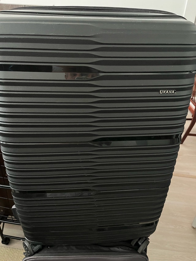 UKANA Hard-Shell Luggage - photo 2