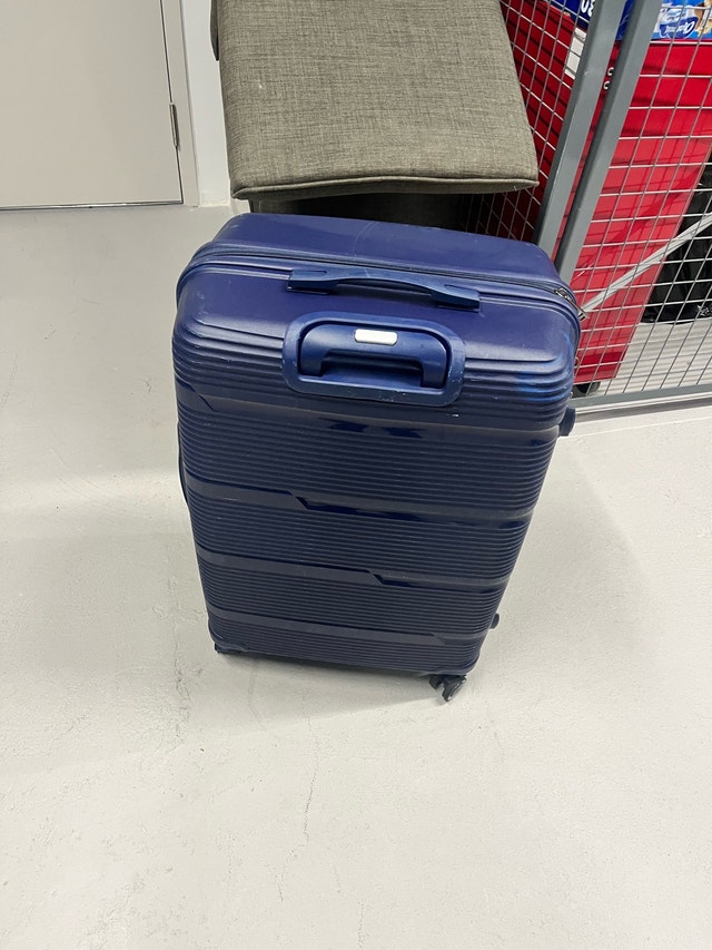 Samsonite Hard-Shell Luggage - photo 3