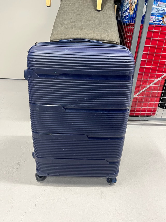 Samsonite Hard-Shell Luggage - photo 4