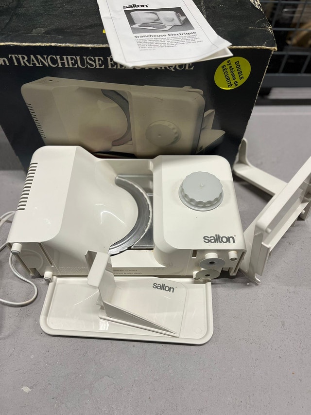 Salton Food Slicer - photo 2