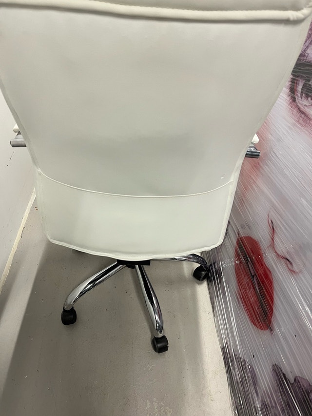 Office Chair - photo 2