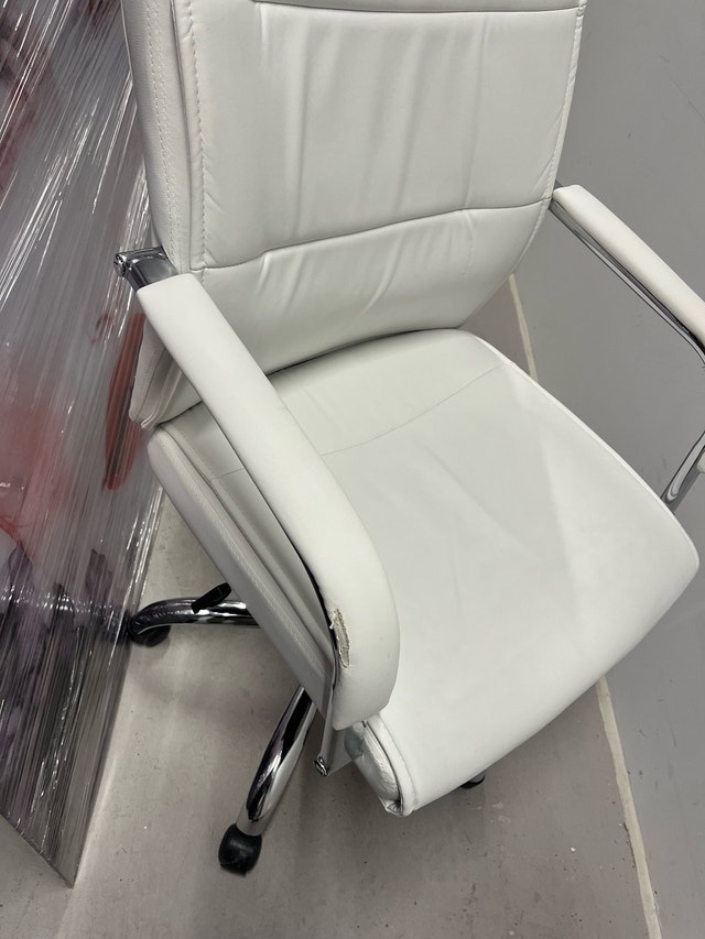 Office Chair - photo 3