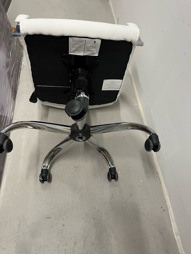 Office Chair - photo 5