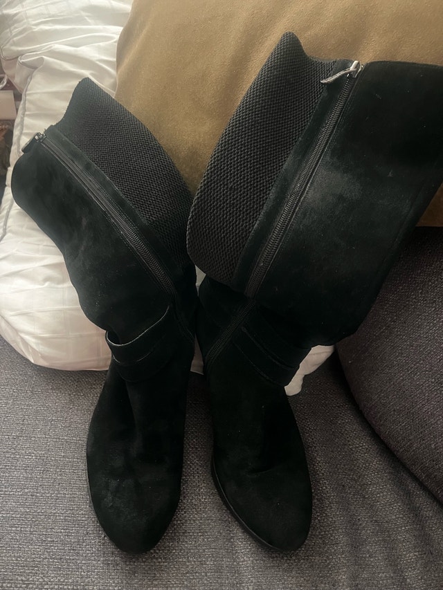 Blondo Black Suede Boots - photo 3