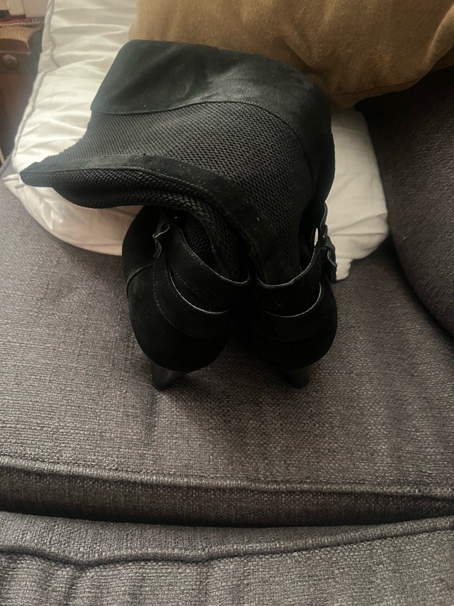 Blondo Black Suede Boots - photo 4
