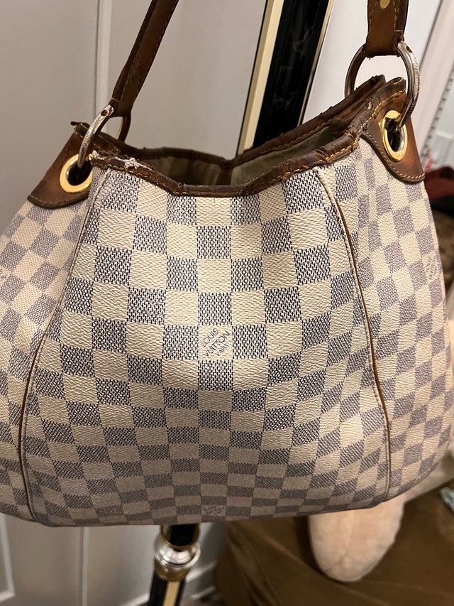 Louis Vuitton Damier Azur Galliera PM - photo 3
