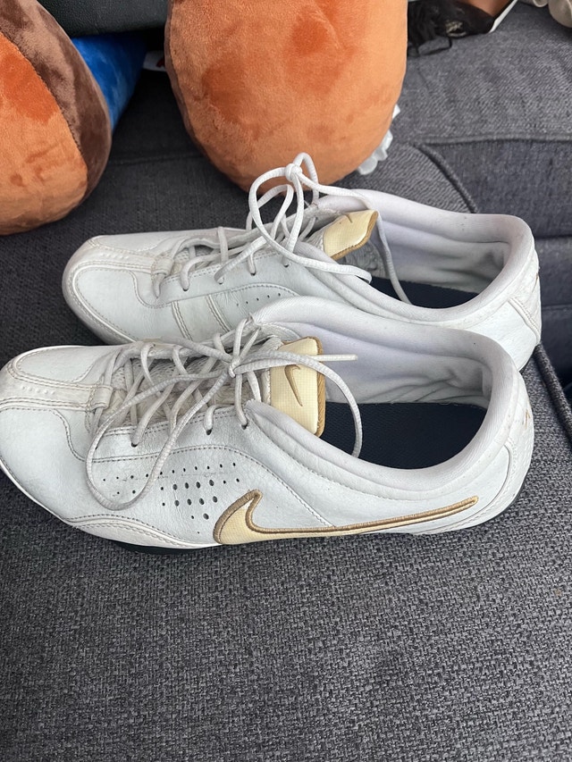 Nike Air Sneakers - photo 2