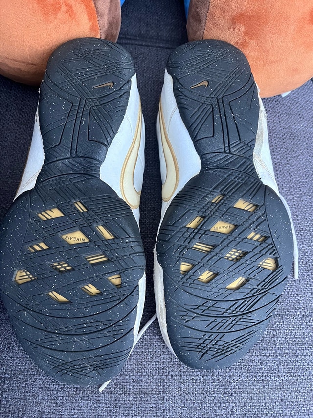 Nike Air Sneakers - photo 4