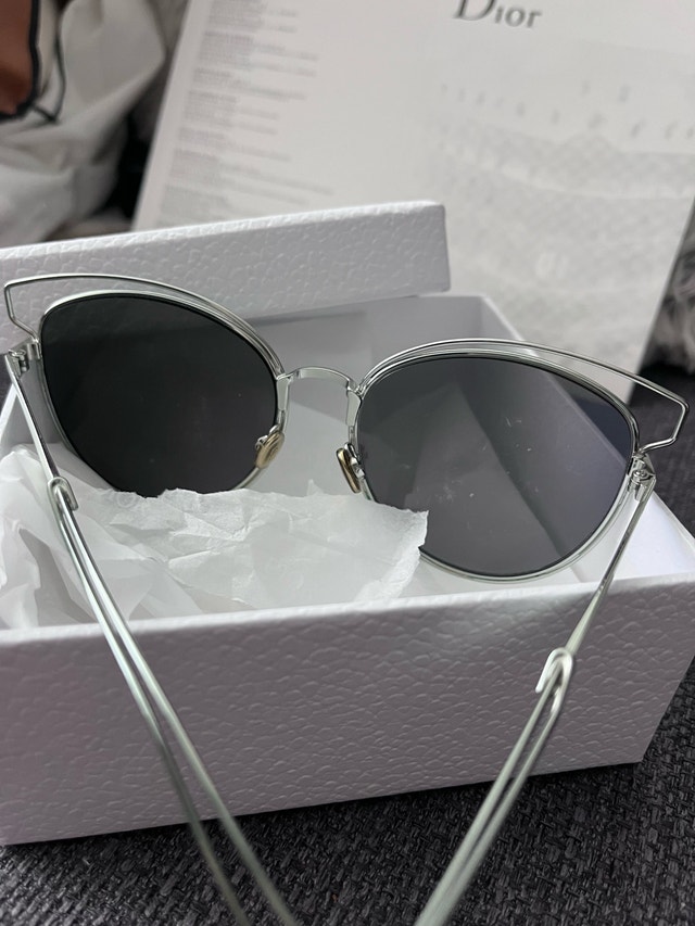 Dior Sunglasses - photo 4