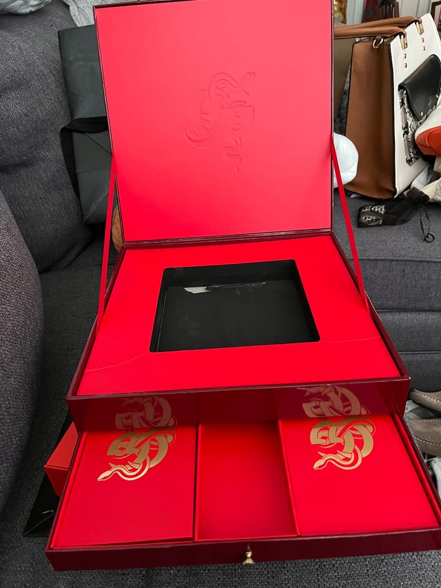 Authentic Gucci VIP Lunar New Year Red Envelope Box Set