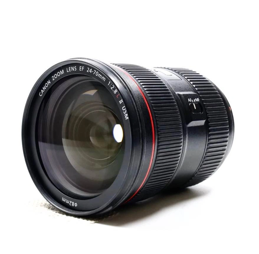 Canon EF 24-70mm f/2.8L II USM – Mint Condition - photo 2