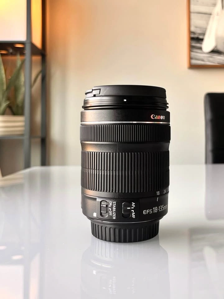 Canon EF-S 18-135mm 1:3.5-5.6 IS STM Zoom Lens - photo 4