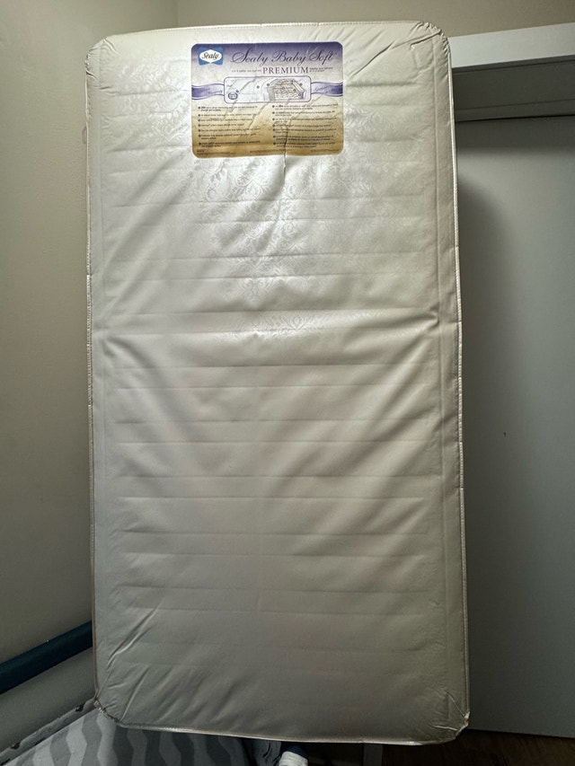 Sealy Crib Mattress - photo 3