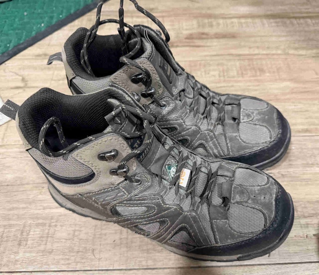 Men's Altra Hiking Boots size 10