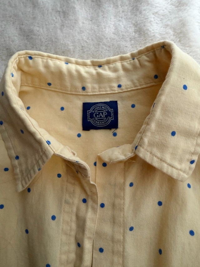 GAP Vintage Style Polka Dot Button-Down Shirt – Soft Yellow - M - photo 5