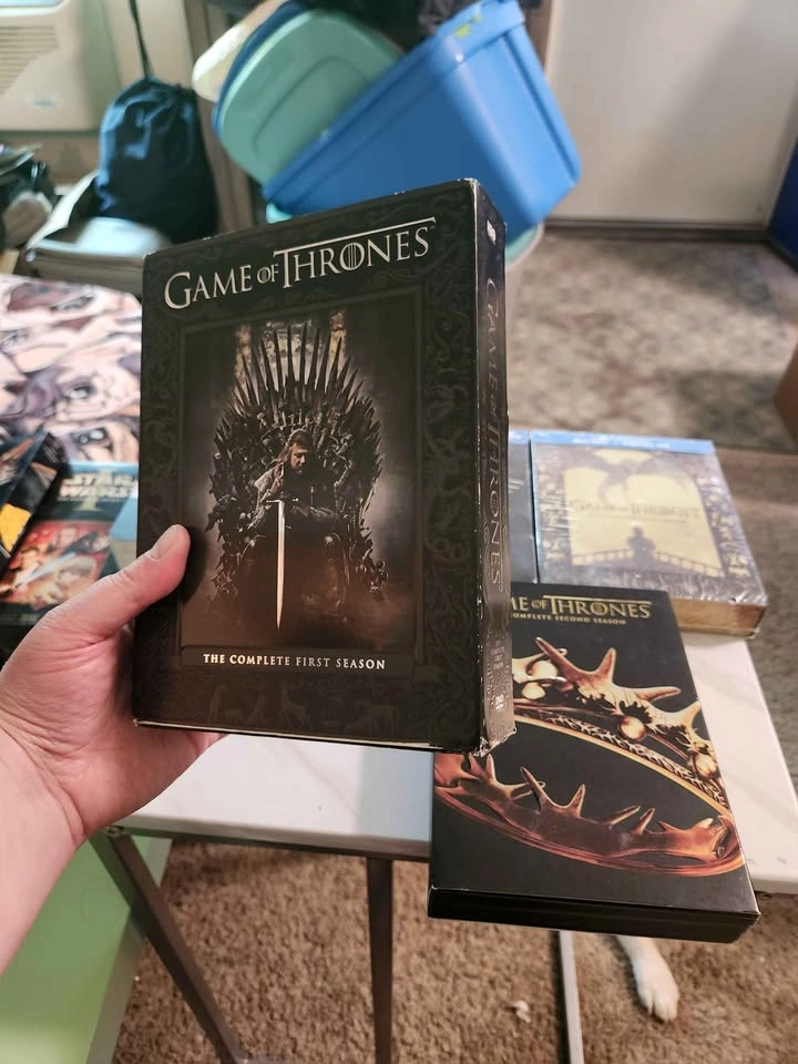 Game of Thrones season 1-5 (1-2 DVD, 3-5 Bluray) - photo 2