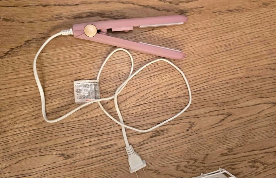 Pink Mini Hair Straightener