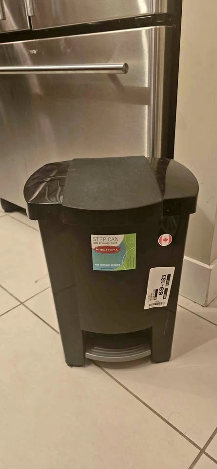 Mistral 19L Step Can
