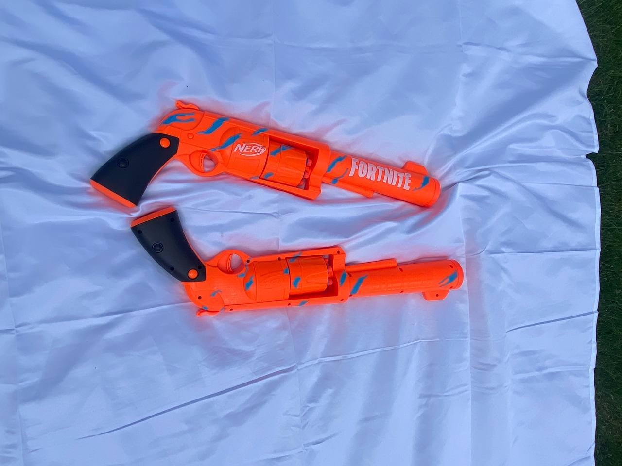 NERF Fortnite 6-SH Dart Blasters Lot of 2