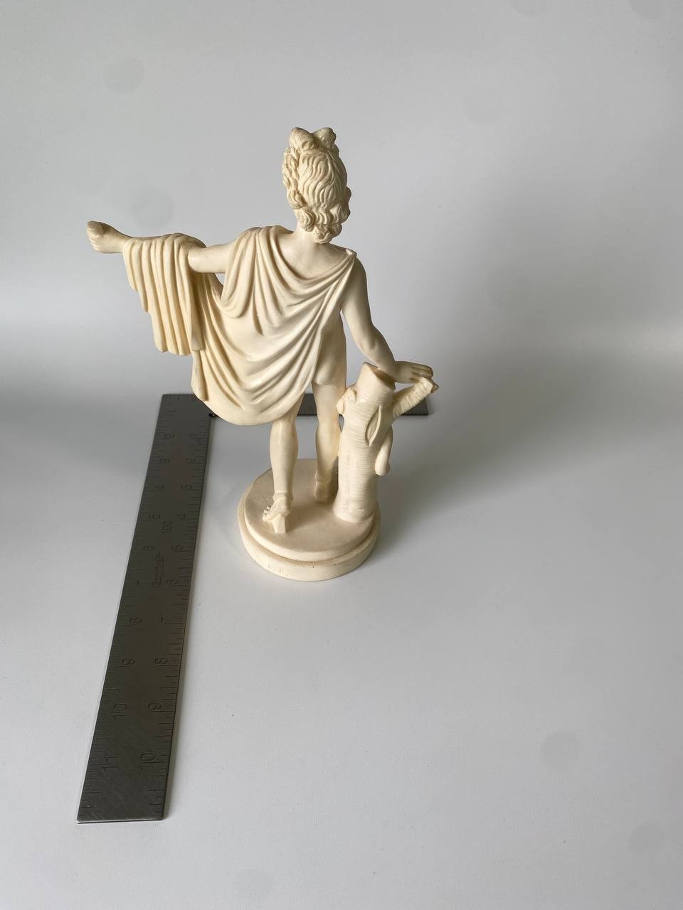 Vintage G.R. Marked Apollo Belvedere Statue Alabaster Resin - photo 2