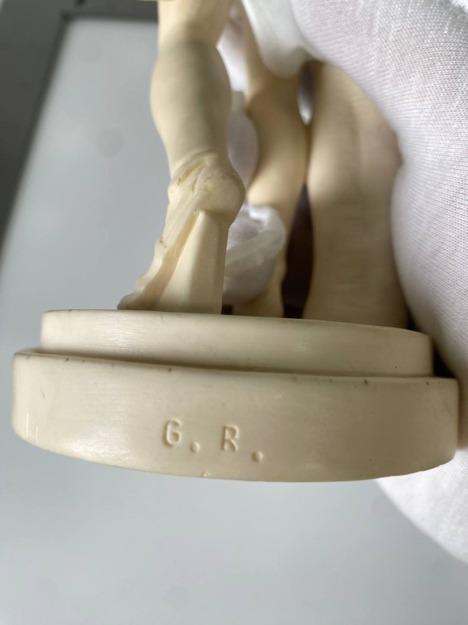 Vintage G.R. Marked Apollo Belvedere Statue Alabaster Resin - photo 3