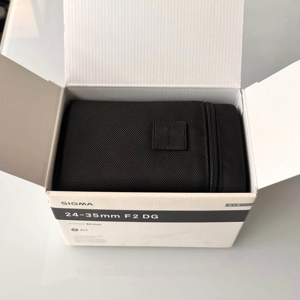Sigma 24-35mm f/2 Art lens (Canon EF Mount) - photo 4