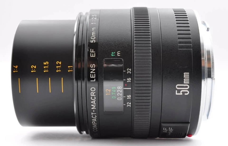 📸 Canon EF 50mm f/2.5 Compact Macro Lens - photo 5