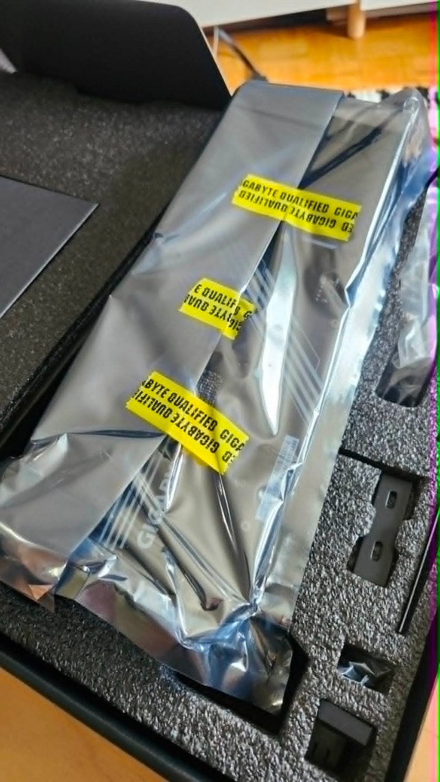 GIGABYTE GeForce RTX 5070 Ti WINDFORCE OC SFF 16G - photo 4