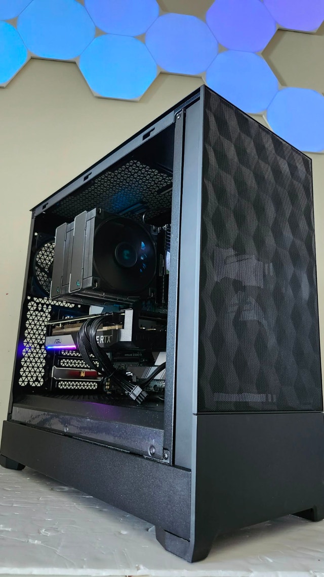 ASUS Gaming PC i7 9700K RTX 3070 16GB RAM 500GB SSD