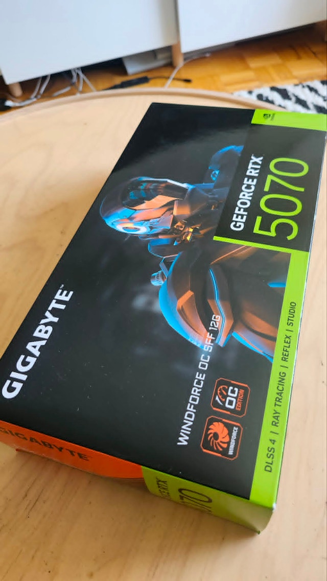 Gigabyte RTX 5070 WINDFORCE OC SFF 12G Graphic card