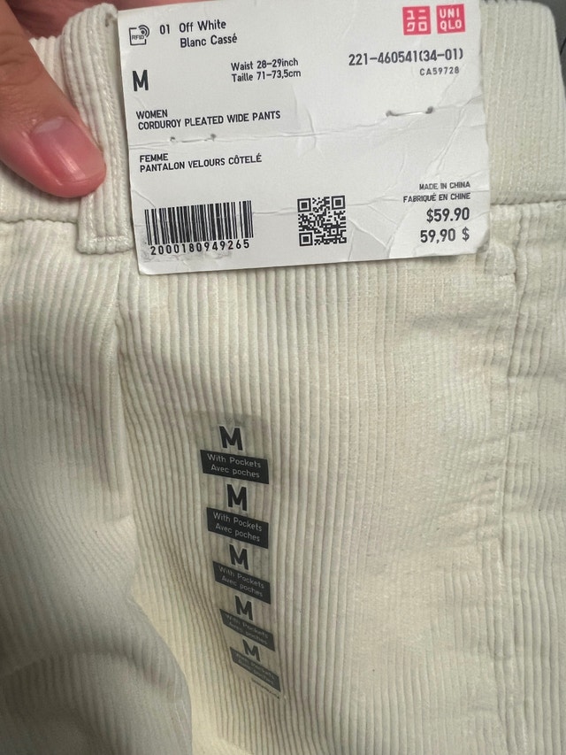 Uniqlo Corduroy Pleated Wide Pants - photo 2