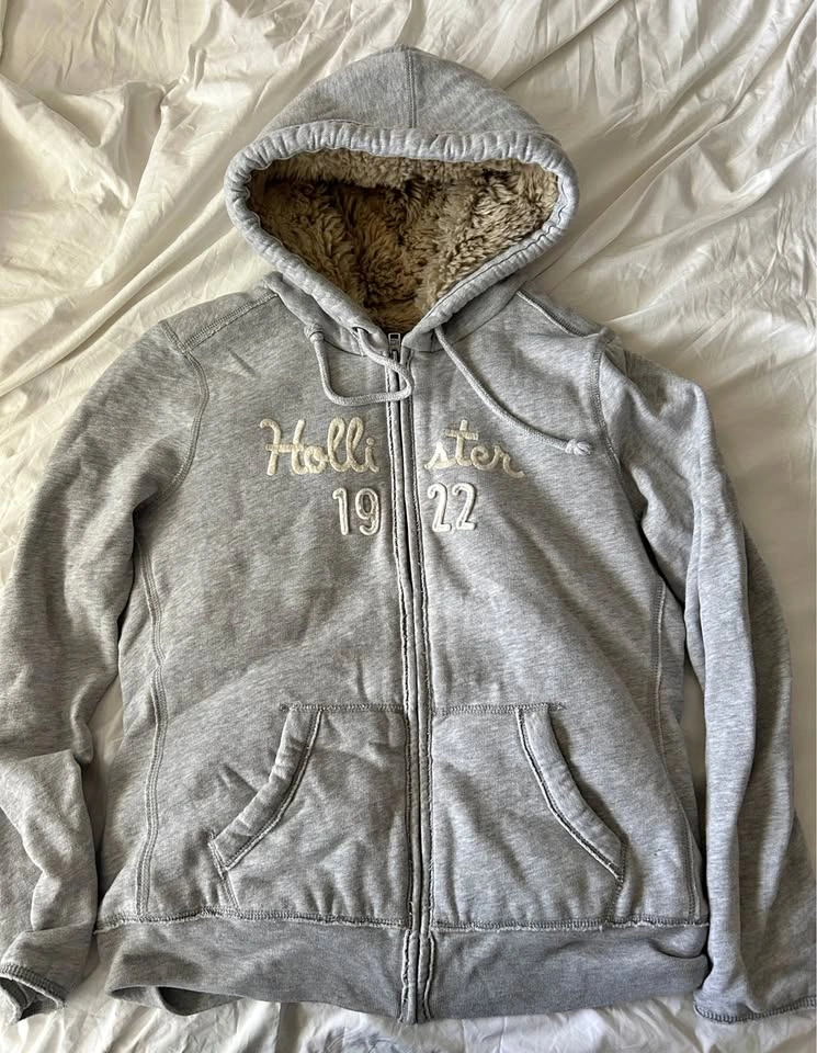 Hollister Girl Goodie with fur lining