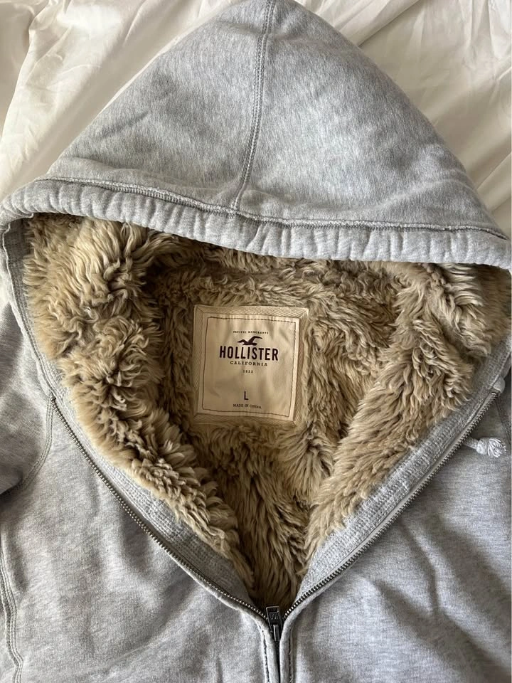 Hollister Girl Goodie with fur lining - photo 2