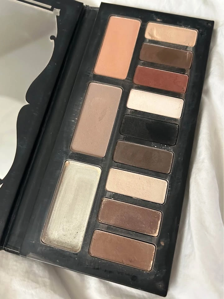 Kat Von D shade and light eyeshadow palette - photo 2