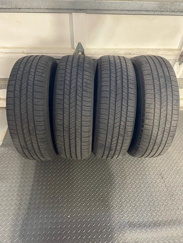 Michelin Tires 225 65 R17 thumbnail
