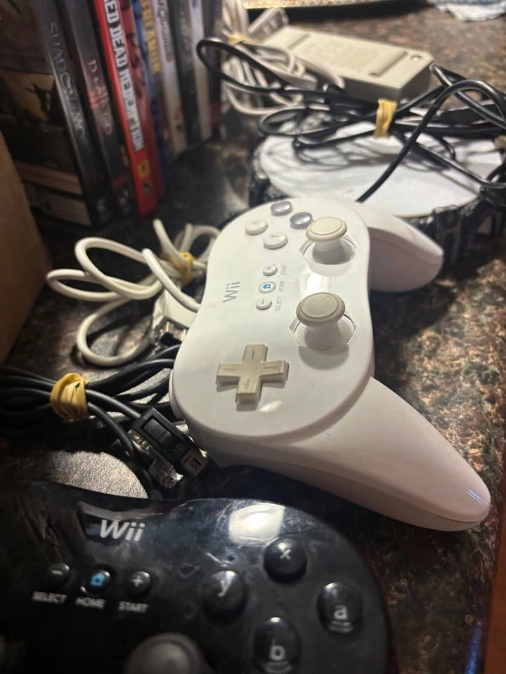 Sony PlayStation 3 Consoles, Nintendo Wii, and Skylanders Lot - photo 5